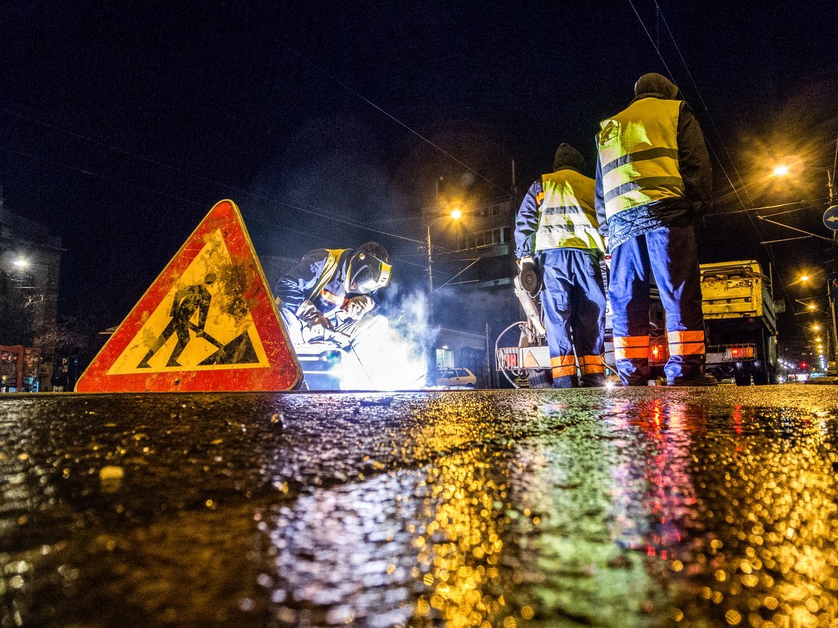 Night workers - roadworks